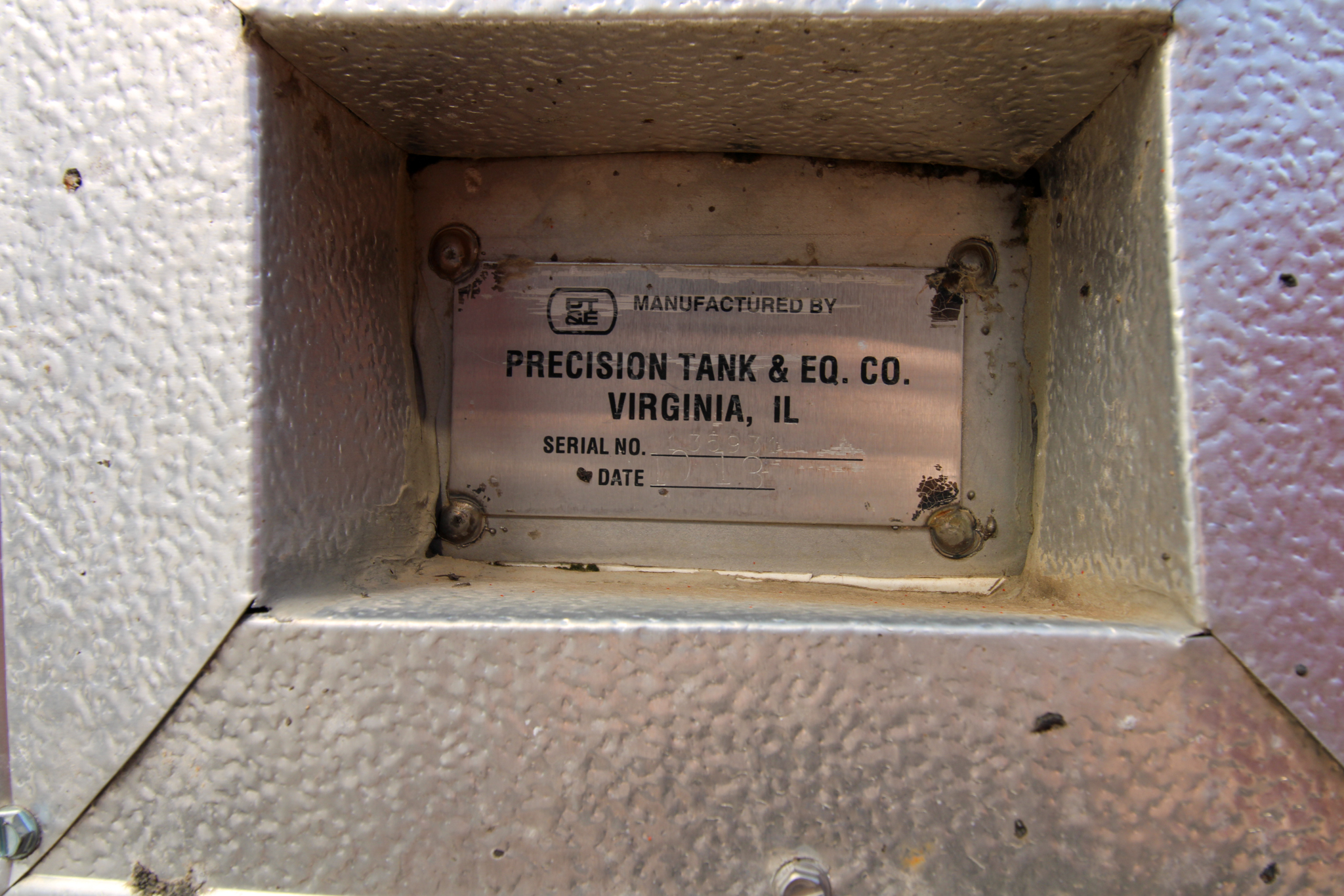 METHANOL AND OIL DRAIN TANKS AND PUMPS (162 - 25230-1)