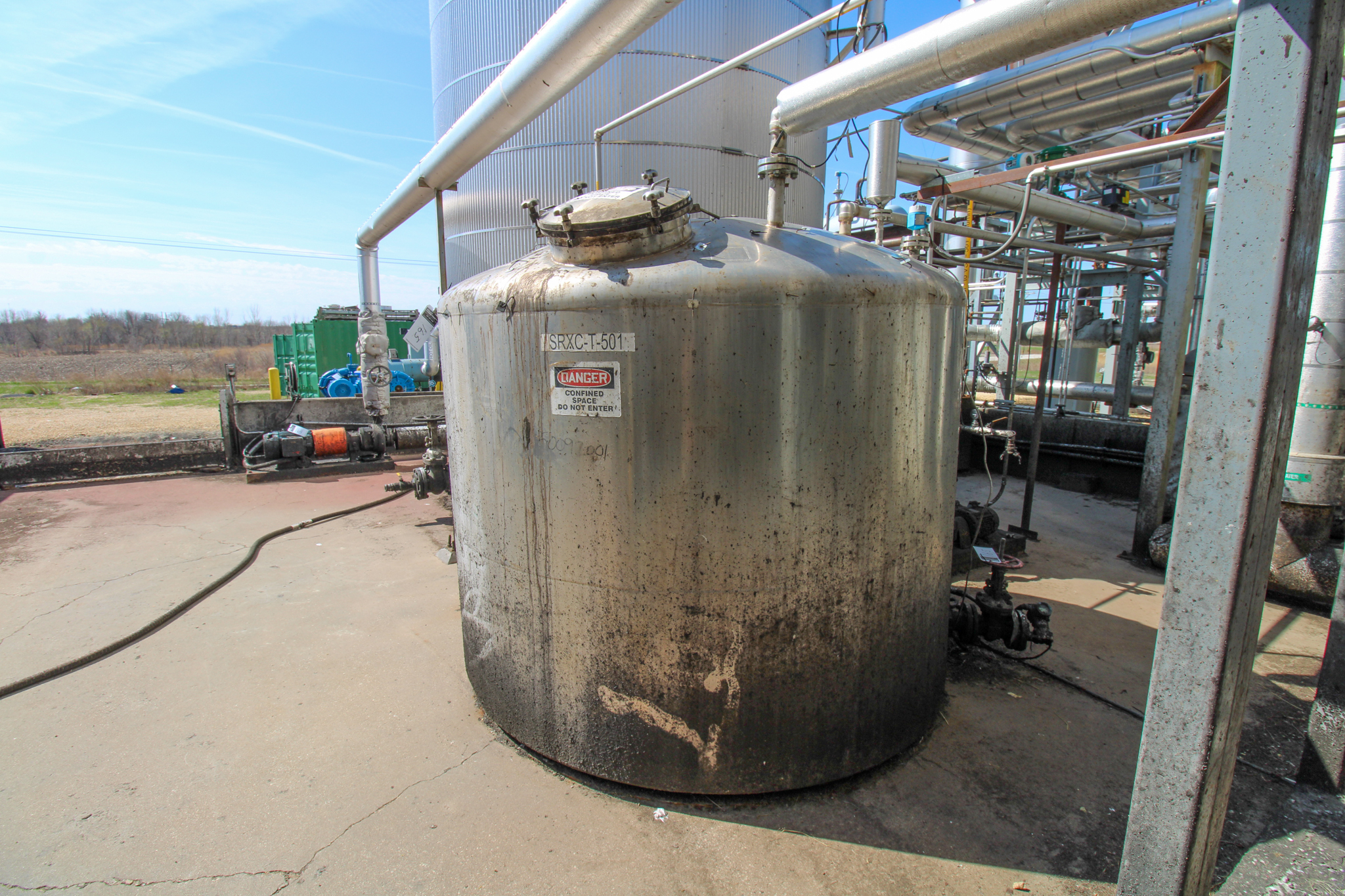COLUMN FEED TANK AND PUMP (165 - 25230-1)