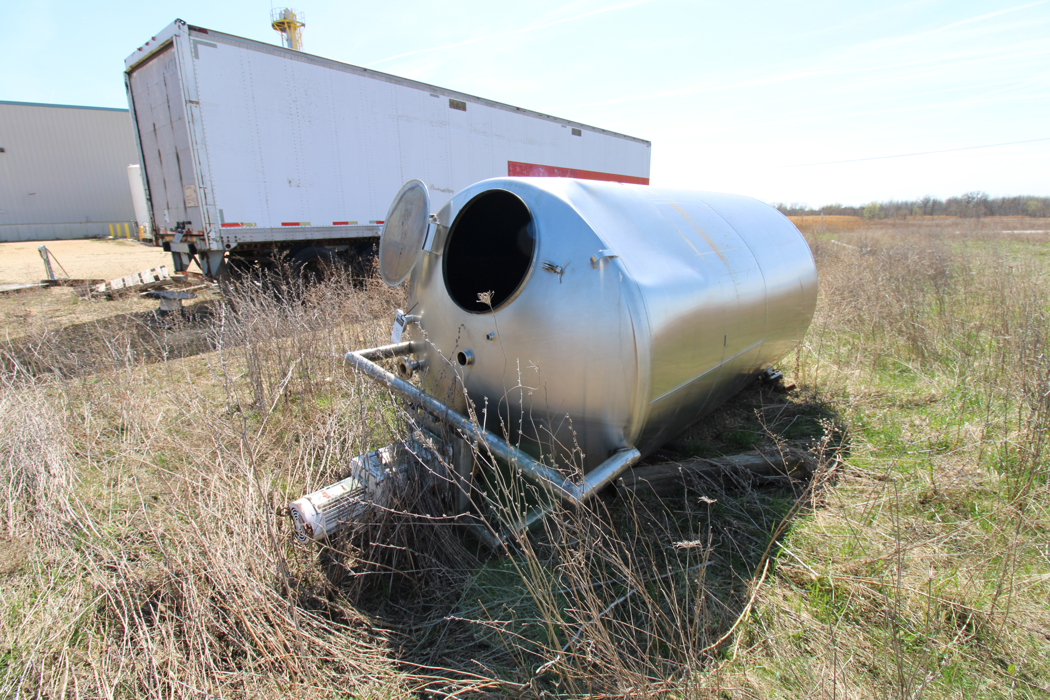 MISCELLANEOUS TANKS, FRAMES, AND TOTES TAKEN OUT OF SERVICE (203 - 25230-1)