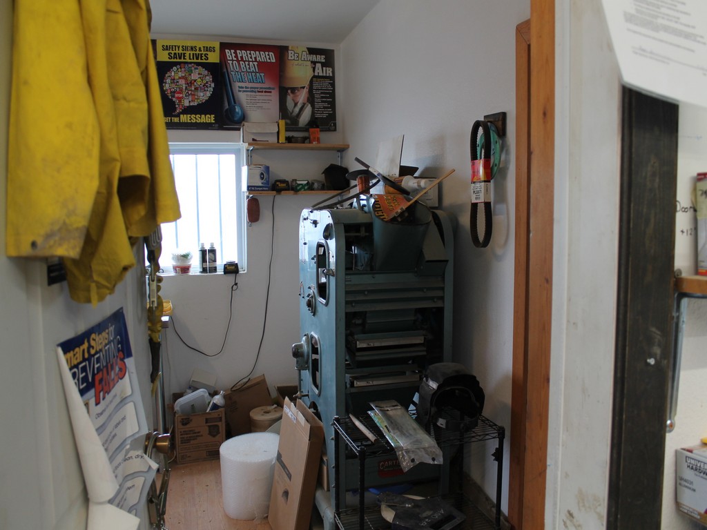 1768_0383.jpg
