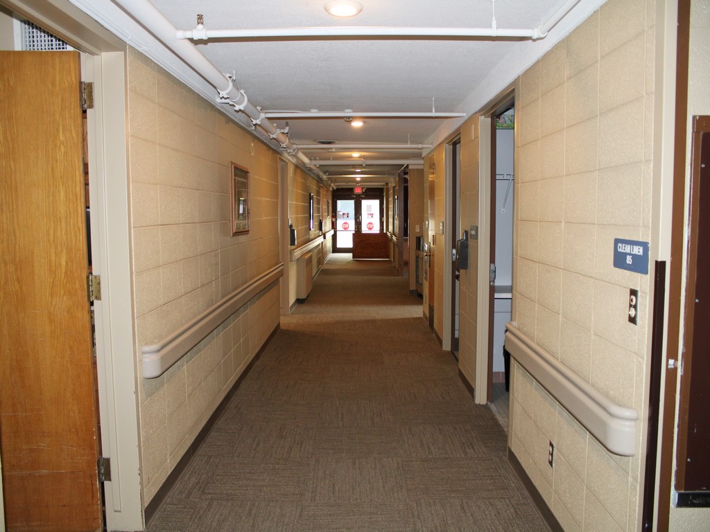 1790_0744.jpg