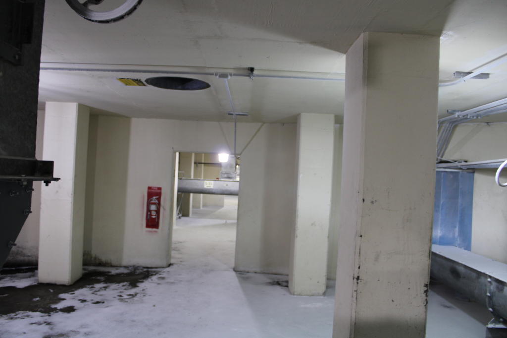 1792_0216.jpg