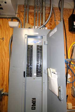 203.jpg